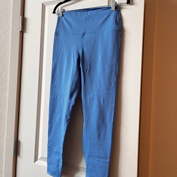 💙 Yogalicious Sky Blue Yoga Pants – Tagged Large, Fit Like Small - Picture 1 of 2